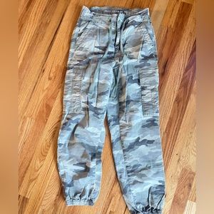 American Eagle Camo Pants